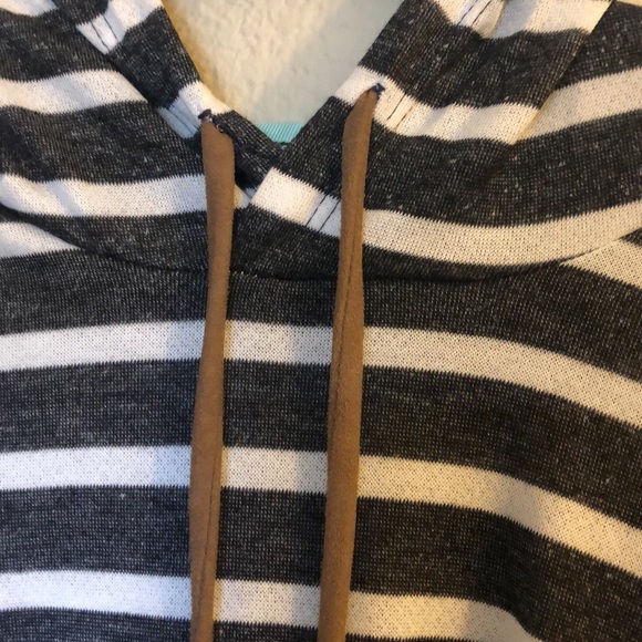 Striped Sweatshirt - Picture 5 of 5